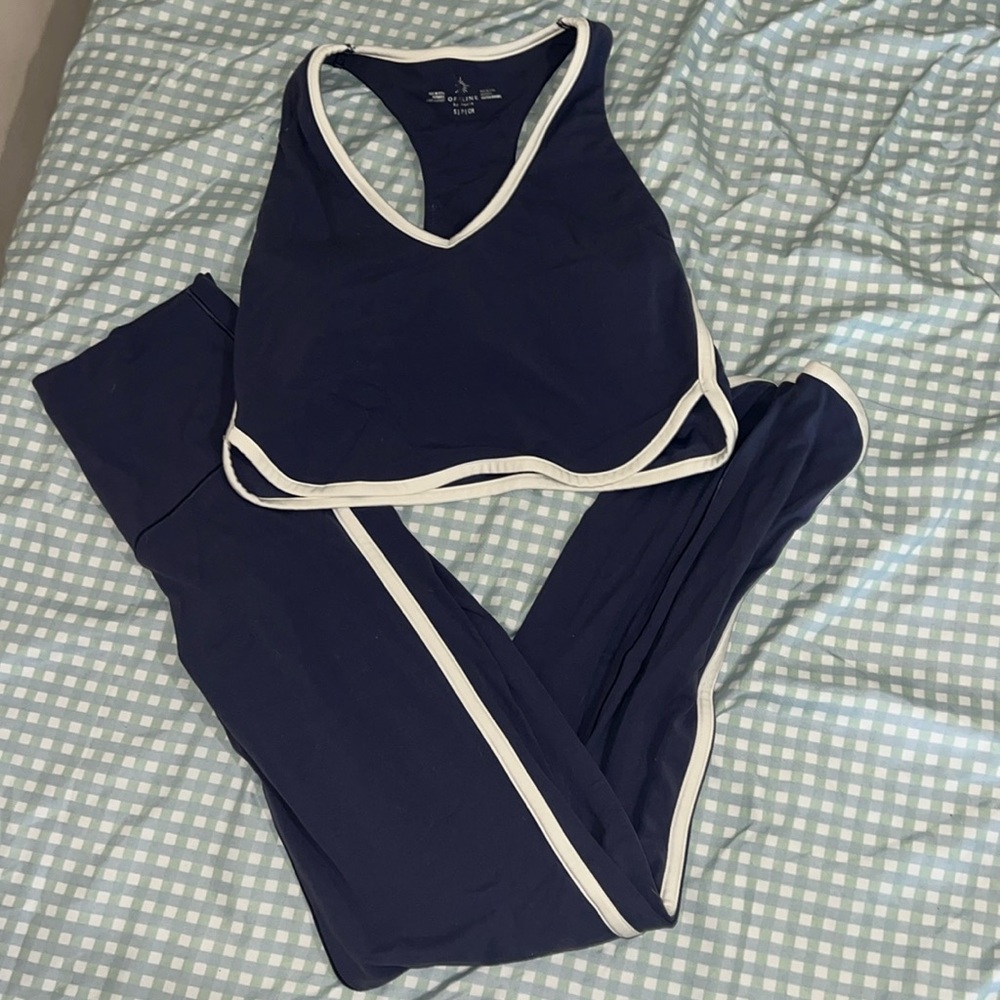 Aerie Offline active set small